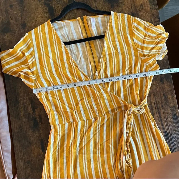 Summer yellow stripped dress - Picture 12 of 13